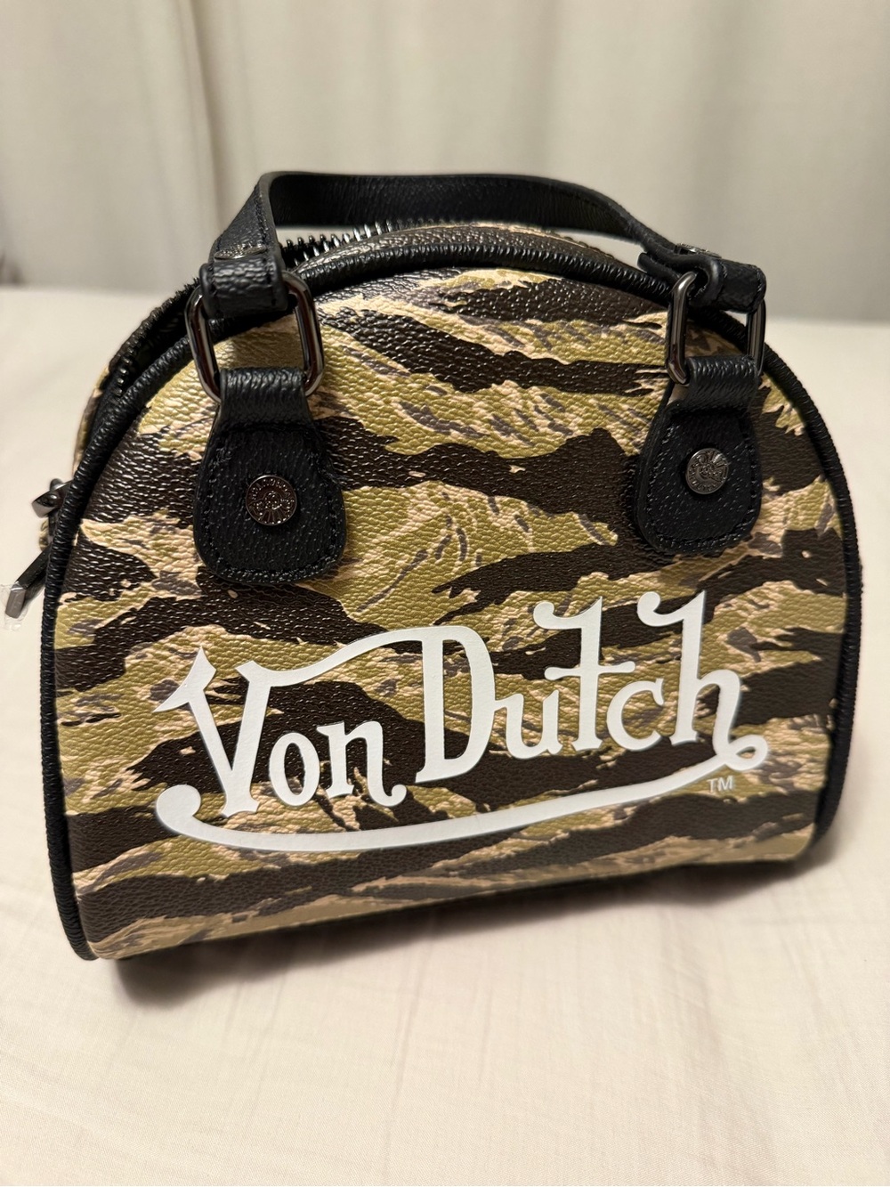 Von Dutch Siberian Camo Bowling Bag - Green/Black